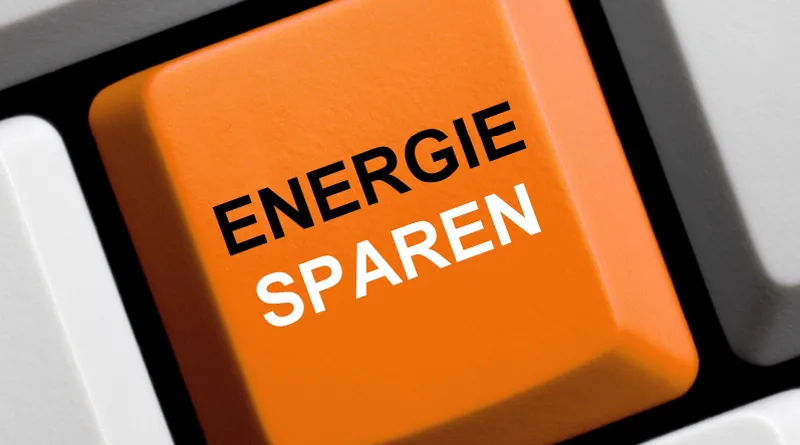 Energieberatung: Orangefarbende Taste mit dem Aufdruck "Energie sparen"